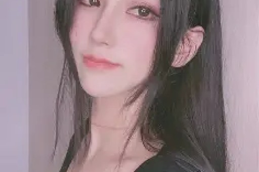 内娱清纯女星偷闯日本拍艳情片被网友当场撞破
