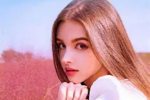 王健林为闪闪铺路黄一鸣太得意暗示爷爷认下孙女网友：撒谎