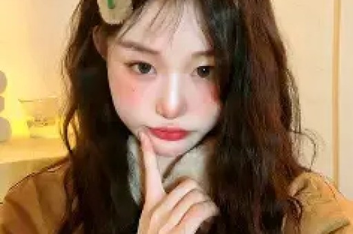 某顶流明星深夜被拍与神秘女子共进晚餐疑似新恋情曝光！